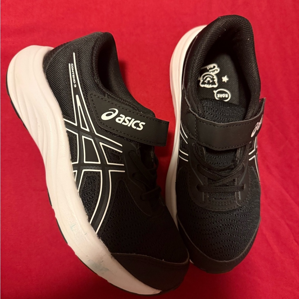 ASICS Kids Black and White Sneakers